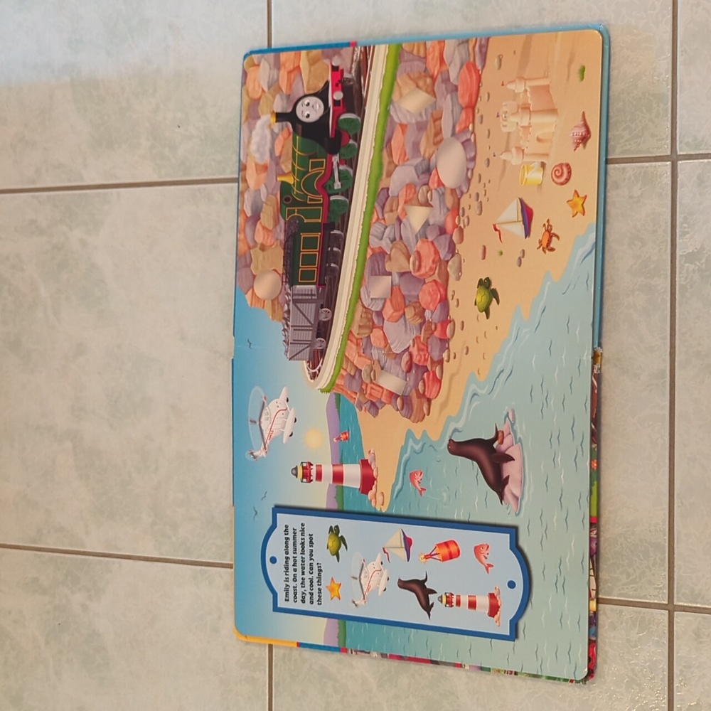 ⭐️ 5/ $25 Thomas and Friends look and find book - Picture 6 of 12
